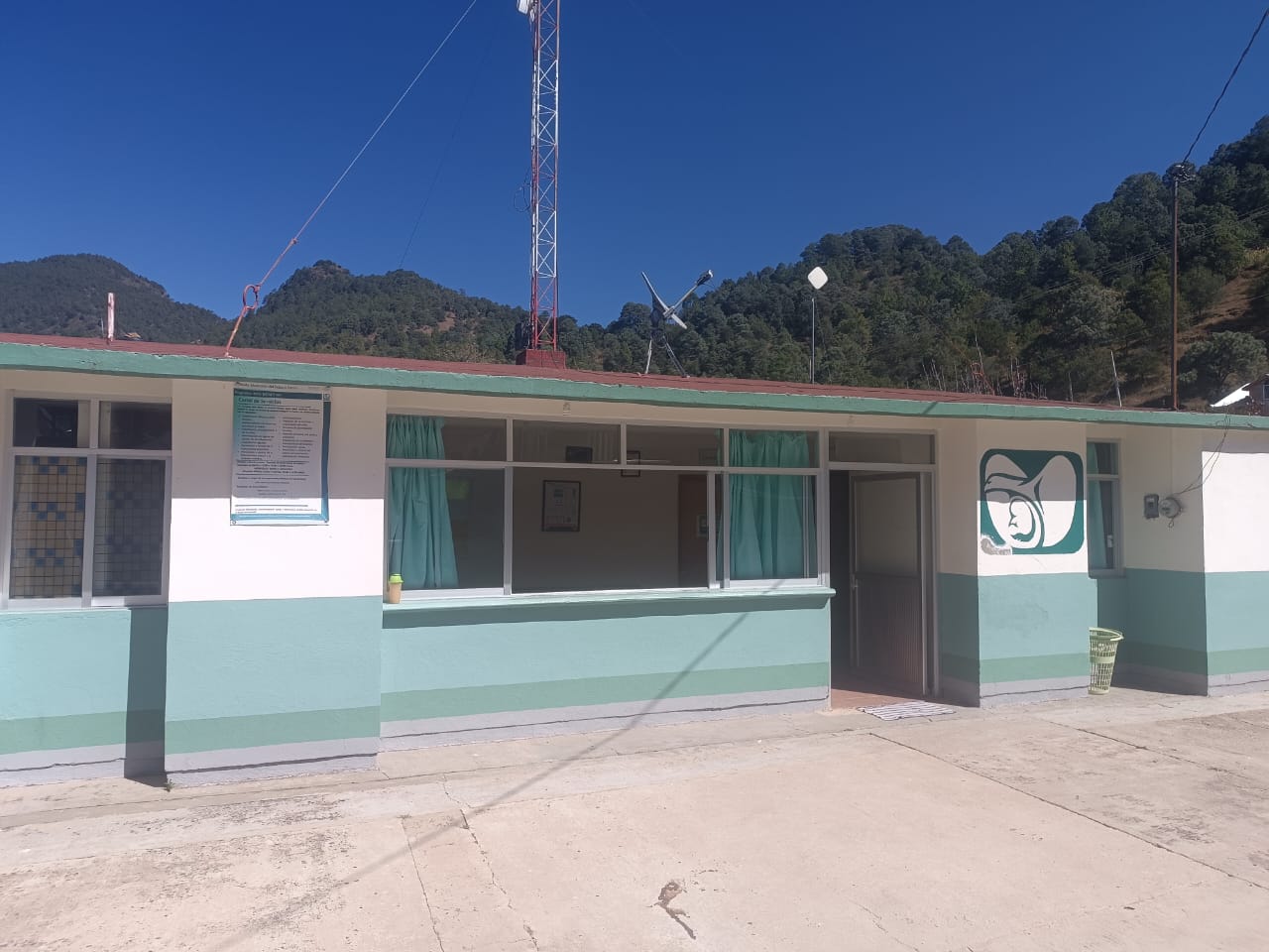 Gallery image from sixth collection